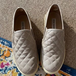 Steve Madden quilted sneaker